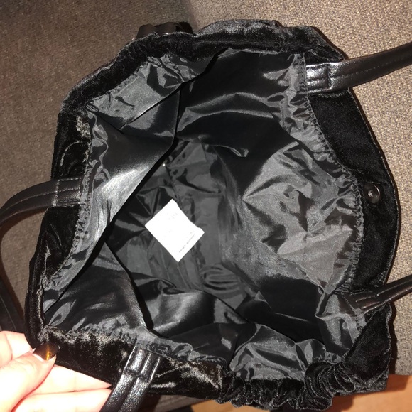 Victoria’s Secret Velvet Tote - Picture 4 of 5